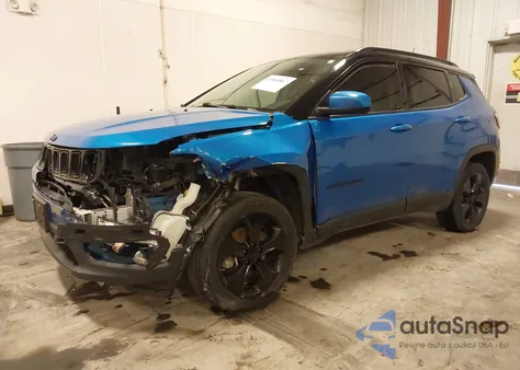 2018 Jeep Compass Altitude 4X4 из США, поврежденный, VIN 3C4NJDBB5JT298929